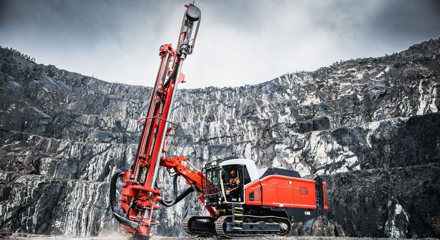 Sandvik reforça atuação no segmento de perfuração com nova máquina