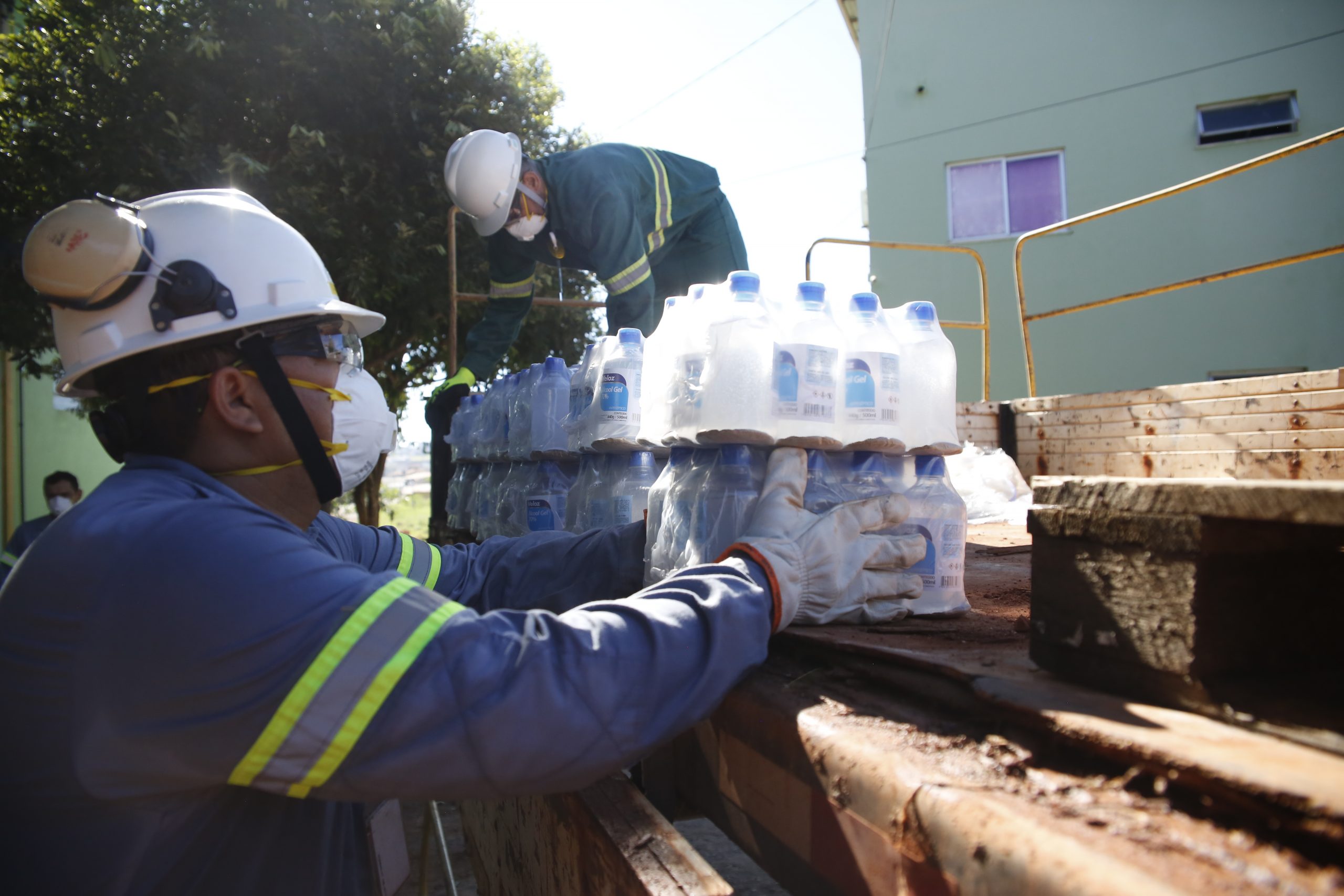 Hydro doa materiais e equipamentos médicos para atendimentos de casos de covid-19