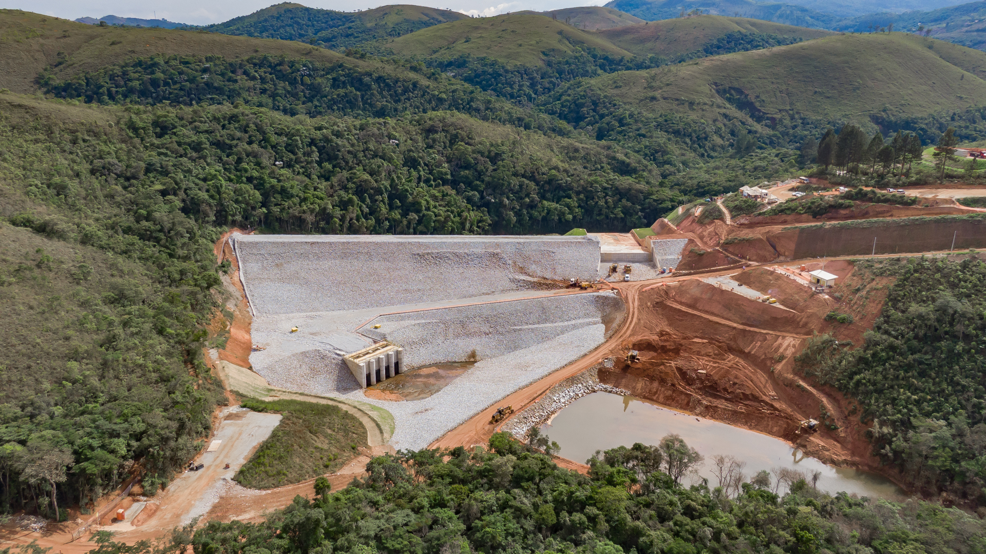 Vale inicia obras de descaracterização na barragem B3/B4, em Macacos, Nova Lima (MG)