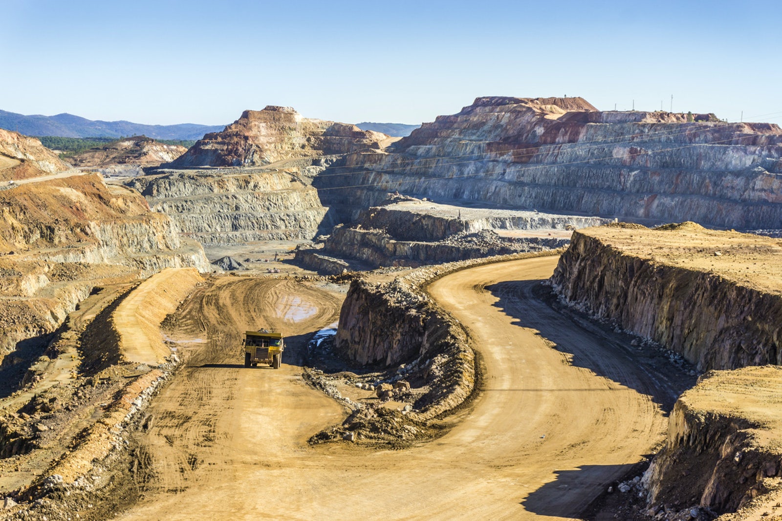 Rio Tinto vai priorizar minerais para “transição energética”