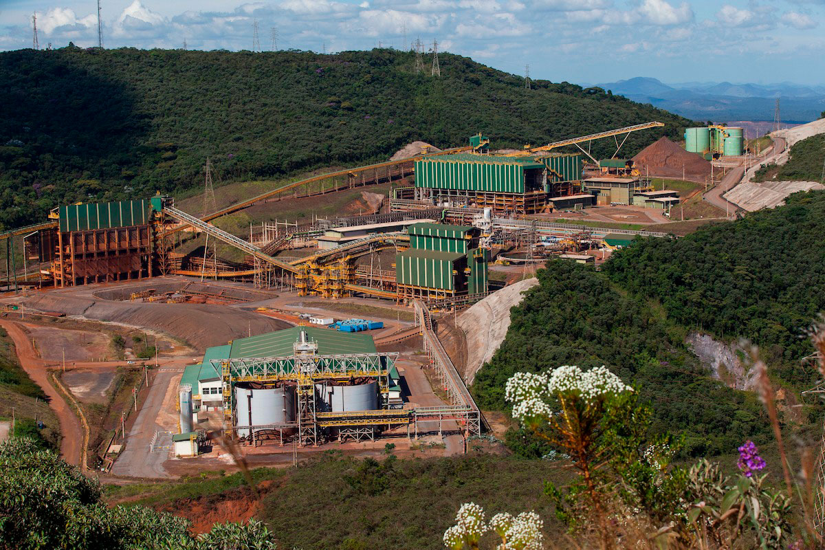 Samarco investirá R$1,2 bi e assina parceria com Vale