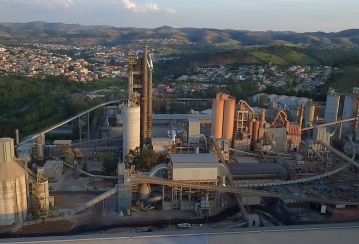 CSN compra Lafarge Holcim; negócio é aprovado pelo Cade