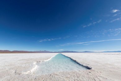 Codelco e SQM formam parceria para explorar lítio no Salar de Atacama